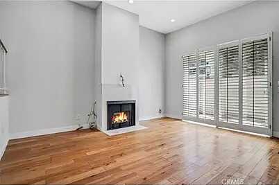 East Of Balboa; South Of Ventur, Los Angeles, CA 90024