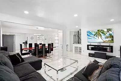 Fredonia Dr. To Skyhill Dr, Los Angeles, CA 91352