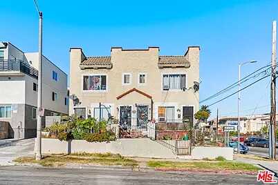 Hazeltine Av, Los Angeles, CA 90033