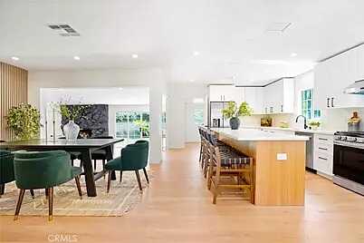 Highland Ave, Los Angeles, CA 90029