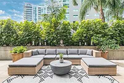 La Cieneg, Los Angeles, CA 90034