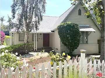 Melrose/Highlan, Los Angeles, CA 90038