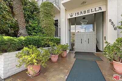 Melrose/Highlan, Los Angeles, CA 90056