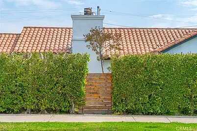 On Bagley Avenue Between National Blvd And Harlo, Los Angeles, CA 90036