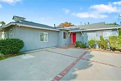 Vanowen/ Wilbu, Los Angeles, CA 90043