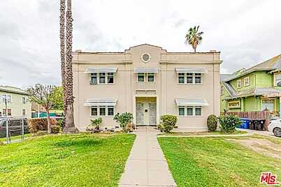 W Pico Blv, Los Angeles, CA 90019
