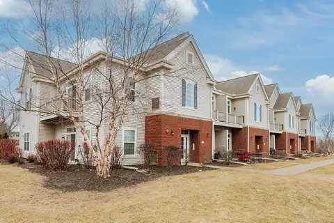 W206N16747 Blackberry Circle #1701, Jackson, WI 53037