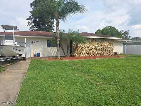 Allenwood, LEHIGH ACRES, FL 33936