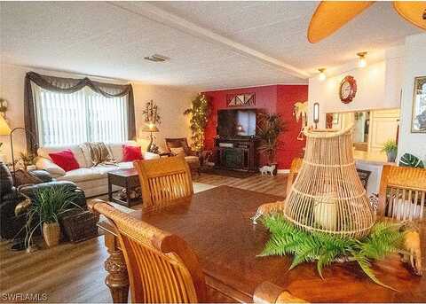 Jacklin, NORTH FORT MYERS, FL 33903