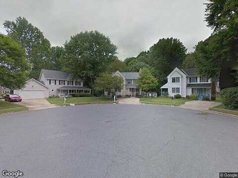 Royce, ANNANDALE, VA 22003