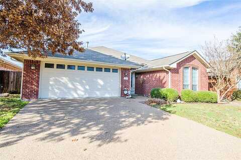 Nandina, WAXAHACHIE, TX 75165