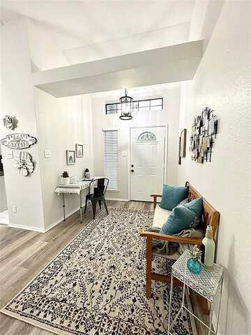 Silver Spruce, ARLINGTON, TX 76001
