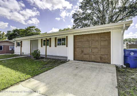 Cynthia, SPRING HILL, FL 34606