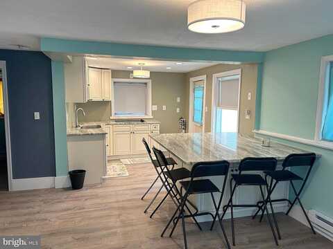 Greenwood, LANSDOWNE, PA 19050