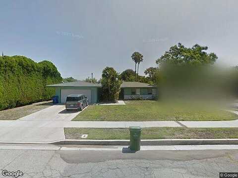 Hanna, WEST HILLS, CA 91304
