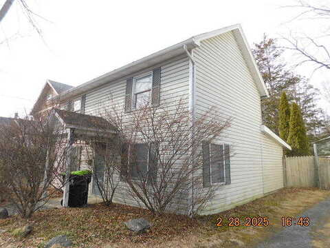 Scott, STROUDSBURG, PA 18360