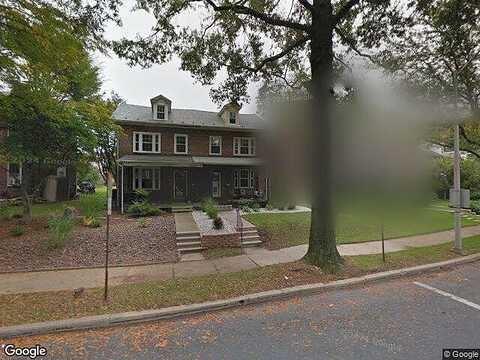 5Th, READING, PA 19611