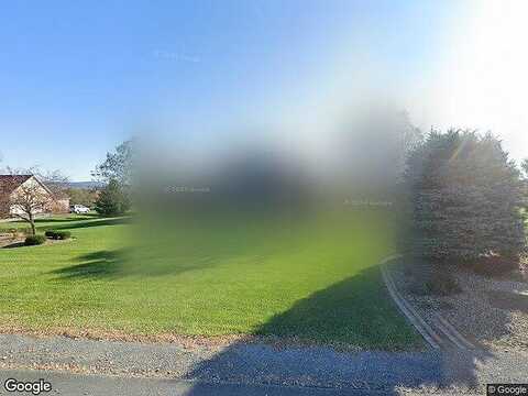 Dannah, CARLISLE, PA 17015