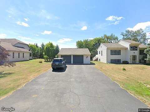 Linda, CLOQUET, MN 55720