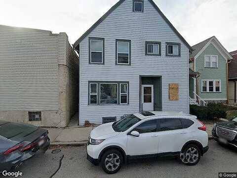 Kinnickinnic, MILWAUKEE, WI 53207