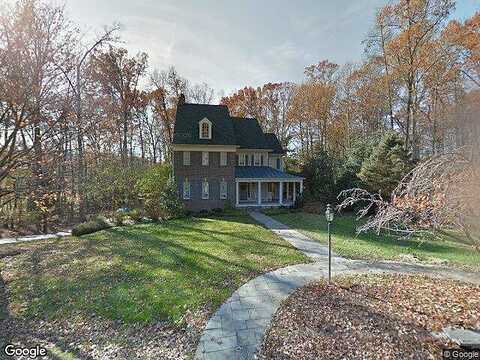 Crews, GREAT FALLS, VA 22066