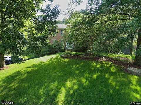Fox Pointe, PITTSBURGH, PA 15238