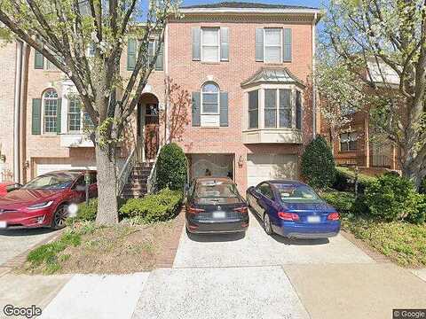 Hampton Hill, MC LEAN, VA 22101