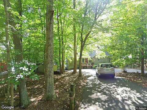 Briarcliff, MONETA, VA 24121
