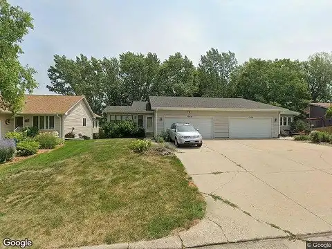 Lia, NORTHFIELD, MN 55057
