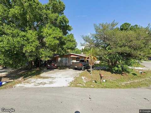 Pine Lake, CAPE CORAL, FL 33909