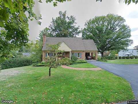 15Th, WAYNESBORO, VA 22980