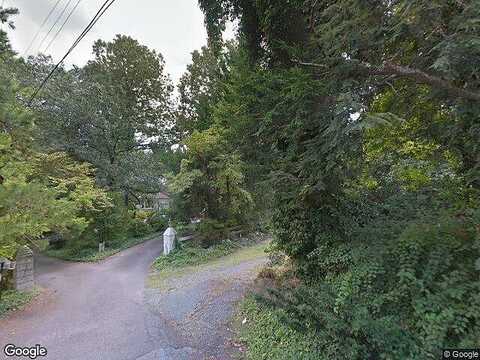Warren, CHARLOTTESVILLE, VA 22901