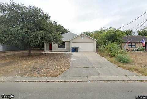 Denise, NEW BRAUNFELS, TX 78130