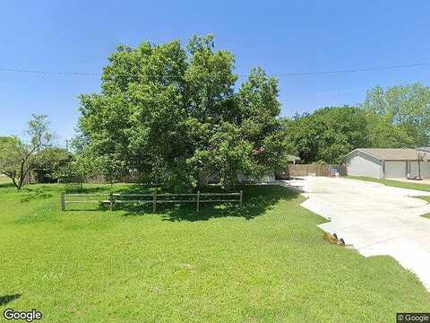 Royal Crest, SEGUIN, TX 78155