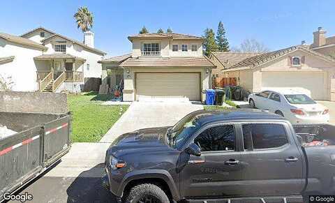 Village Tree, ELK GROVE, CA 95758