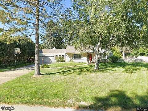 Apple Tree, MILWAUKEE, WI 53217