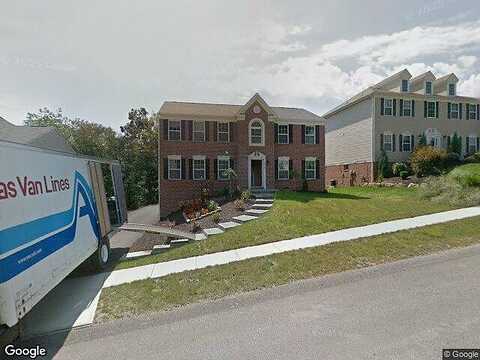 Maureen, CRANBERRY TOWNSHIP, PA 16066