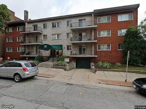 21St, MILWAUKEE, WI 53233