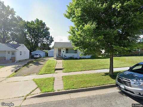 Maywood, SAINT PAUL, MN 55117