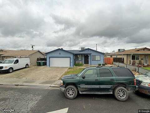10Th, RIO LINDA, CA 95673