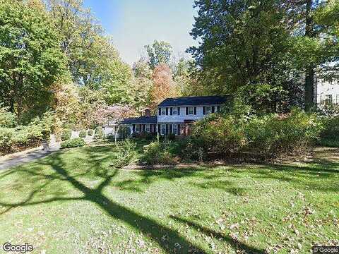 Tanglewood, DEVON, PA 19333