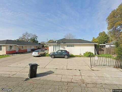 40Th, SACRAMENTO, CA 95824
