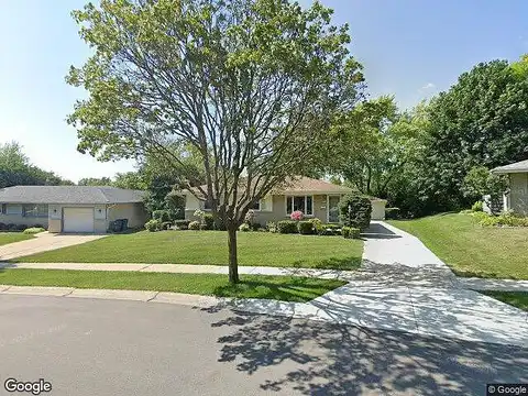 Millshire, GREENDALE, WI 53129