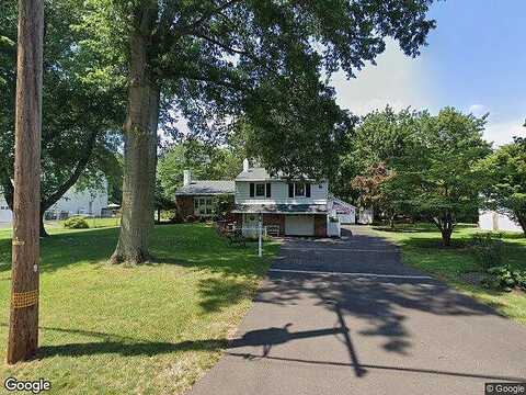 Patricia, SOUTHAMPTON, PA 18966