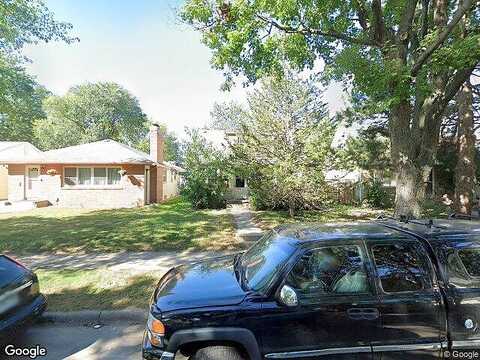 Queen, MINNEAPOLIS, MN 55412