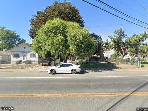 Elm, TOPPENISH, WA 98948
