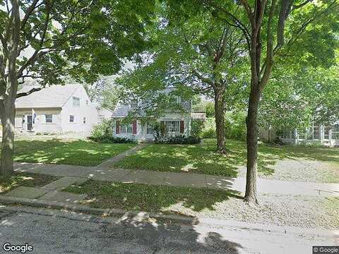 90Th, MILWAUKEE, WI 53222