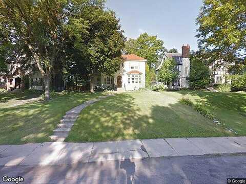 Mount Curve, SAINT PAUL, MN 55105