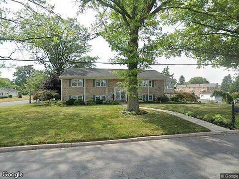 School, YORK, PA 17408