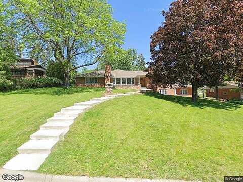 Upper Saint Dennis, SAINT PAUL, MN 55116